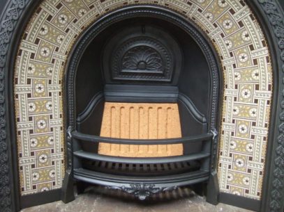 019TI - Victorian Arched Tiled Insert