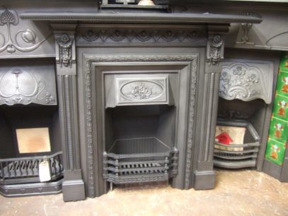 074LC - Victorian Cast Iron Fireplace - Leeds