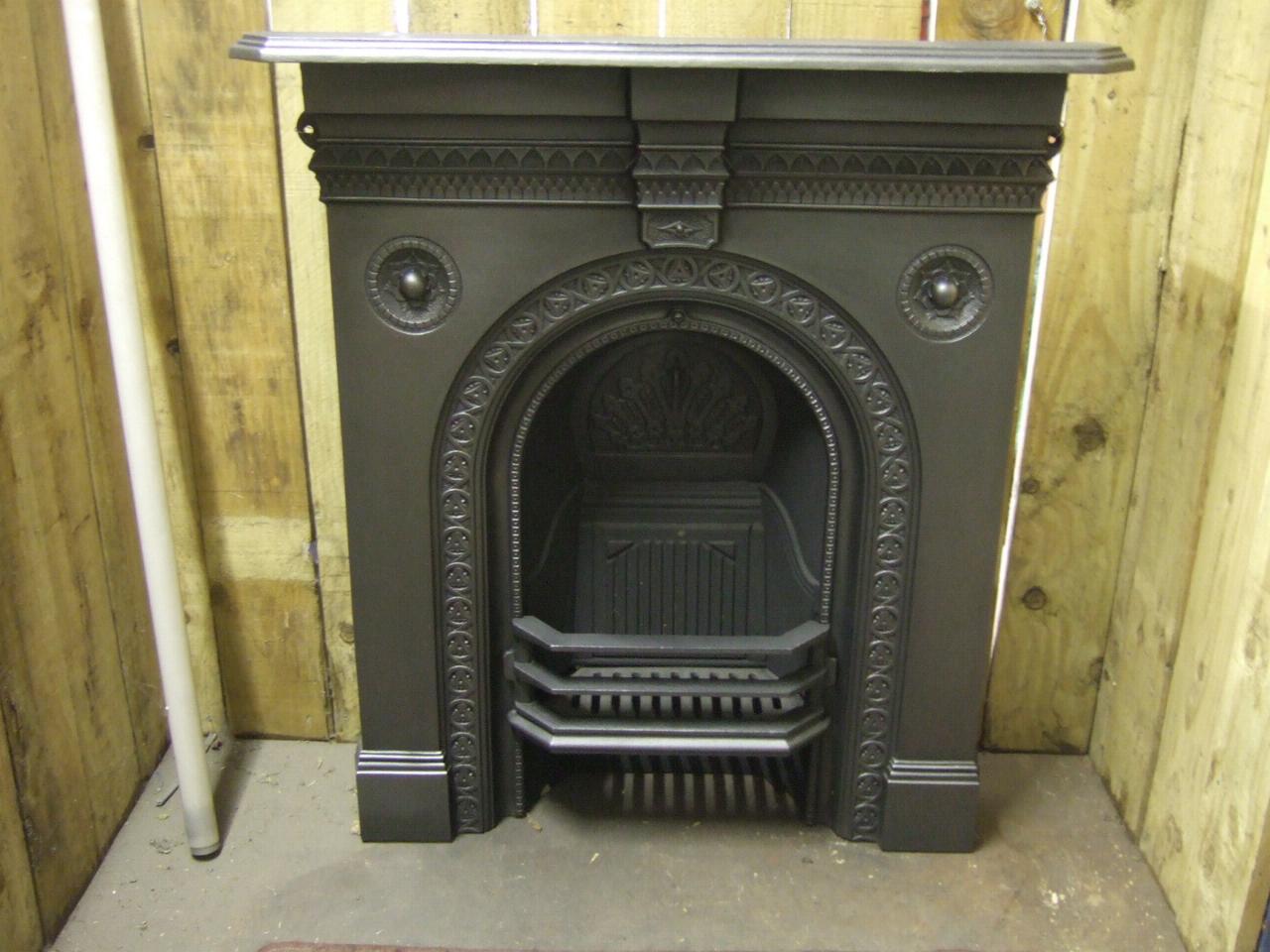 Victorian Cast Iron Fireplace – Stockport – 198MC  Old 