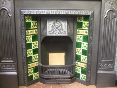 143TI - Reclaimed Victorian / Arts & Crafts Tiled Insert