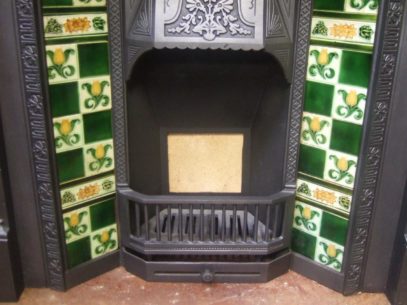 143TI - Reclaimed Victorian / Arts & Crafts Tiled Insert