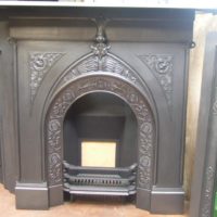 185LC - Victorian / Arts & Crafts Cast Iron Fireplace