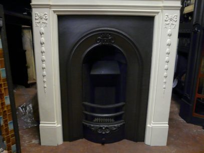 085AI - Early-Victorian Arched Bedroom Insert