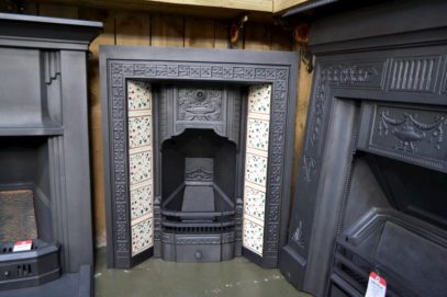 Small Victorian Tiled Insert 1652TI - Antique Fireplace Company