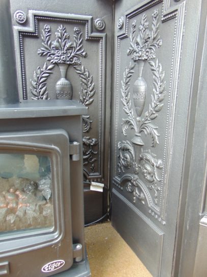 125CS_1805_Victorian_Cast_Iron_Fireplace_Surround