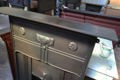 Arts and Crafts Fireplace - William De Morgan 3060MC