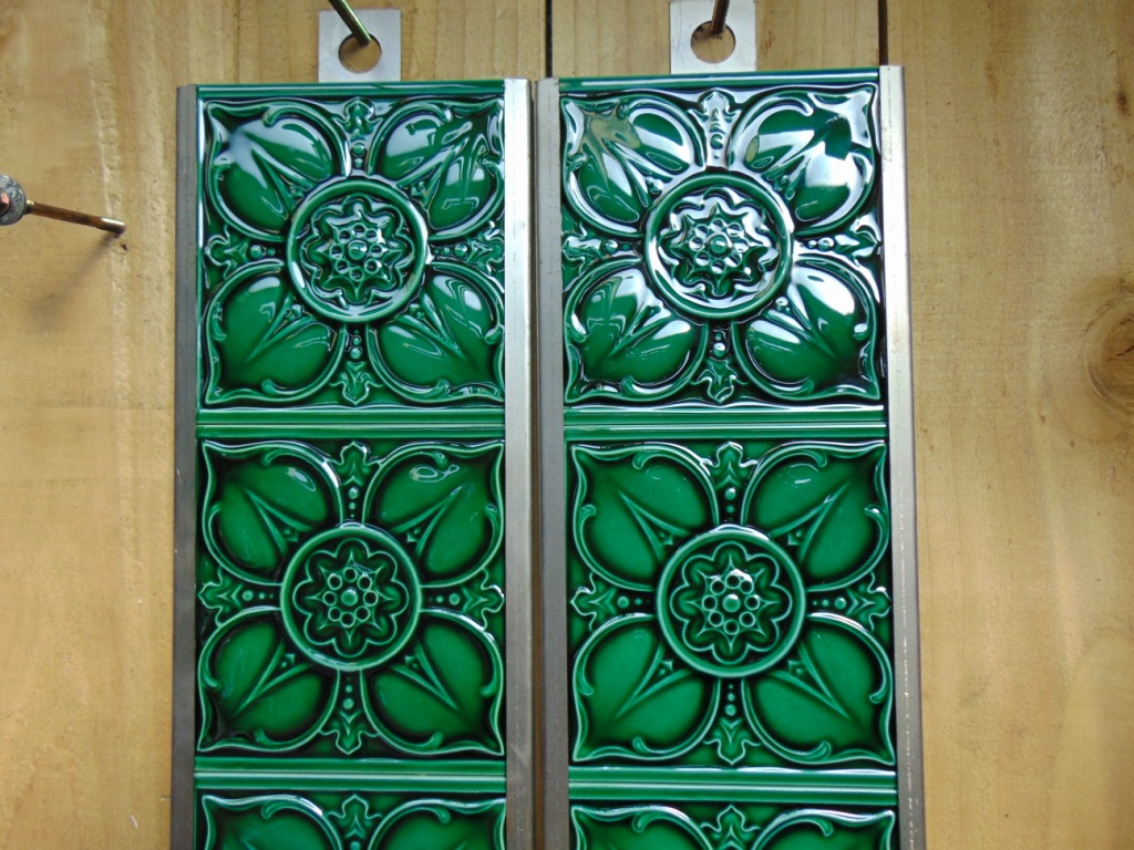 Reproduction Victorian Tiles R066 - Old Fireplaces