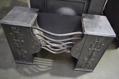 Early Victorian Hob Grate 4493H - Oldfireplaces