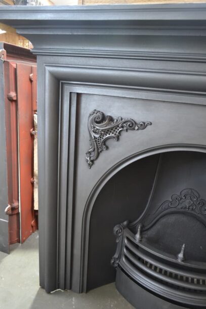 Late Victorian Cast Iron Surround 4546CS - Oldfireplaces